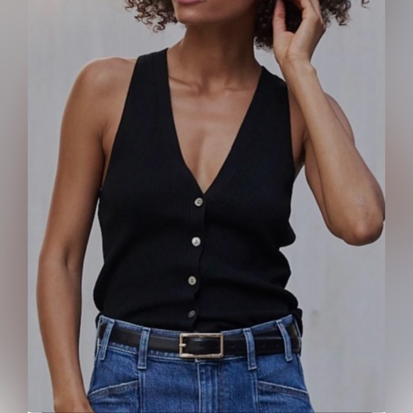 AYR Tops - AYR 90s Sweater Vest